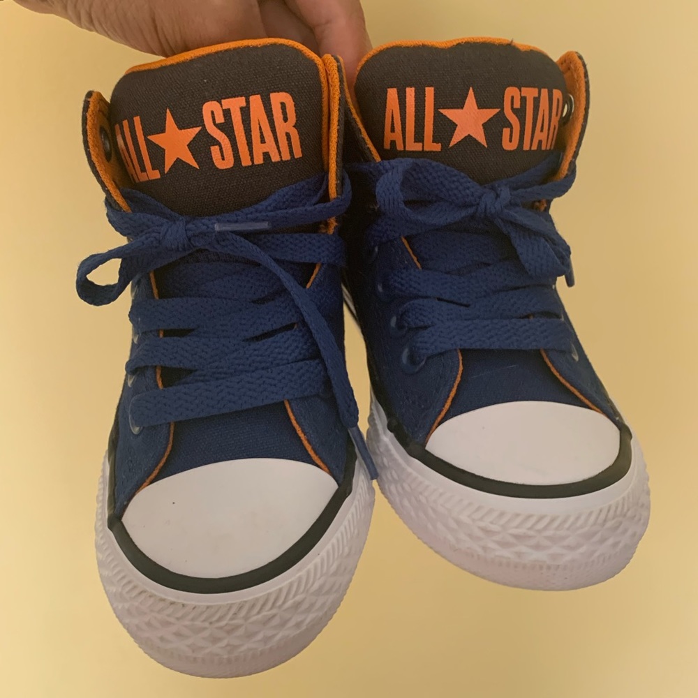 Converse shoes (unworn)